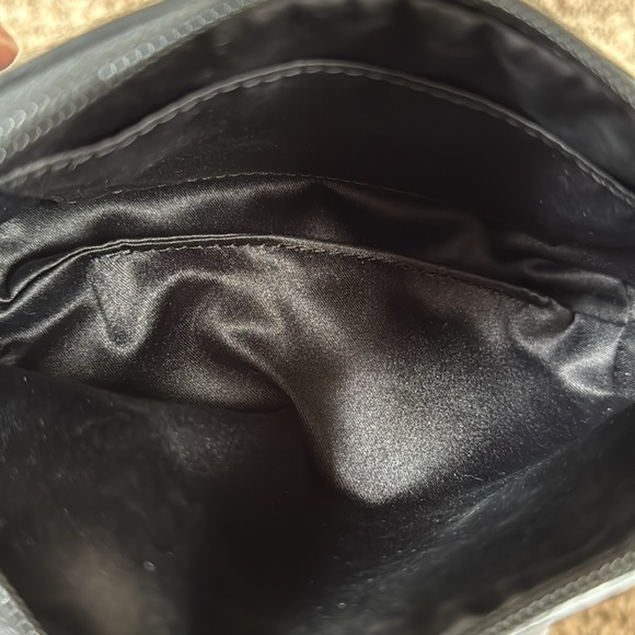 Patent leather Coach wristlet - Picture 4 of 4